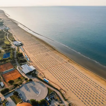 Bright And Cosy In Lido Dei Pini 公寓 比比翁